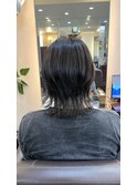 バッサリカットで軽めウルフカット！