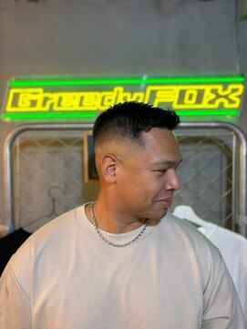 グリーディーフォックス 代々木(Greedy FOX) 波巻き/ハイライト/マッシュパーマ/ウルフ[シェービング]