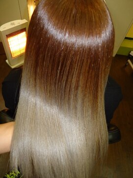 エムスリーディーミュゼステージ(M3D) ピコカラーでシルバーアッシュ&グラデーション