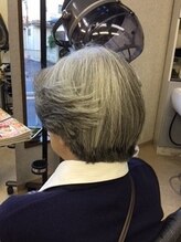 美容室 髪ふうせん クセ毛を生かしたナチュラルヘアー