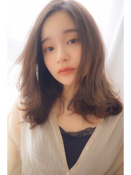 ミラレスカ 栄(MIRA RESCA) ミラレスカ栄 外国人風ナチュラルな切りっぱなしボブ byウラタニ