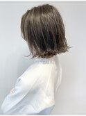 ハイライトでつくる外国人風アンティークベージュカラーボブ