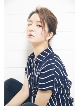 アークスヘアー アッシュべージュ大人可愛いラフ上品ベージュ [トリートメント]