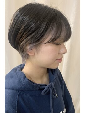 スイート ヘアデザイン(Suite HAIR DESIGN) ショートヘア インナーカラー ホワイトベージュ
