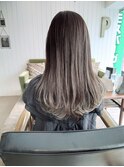ナチュラルグレージュ