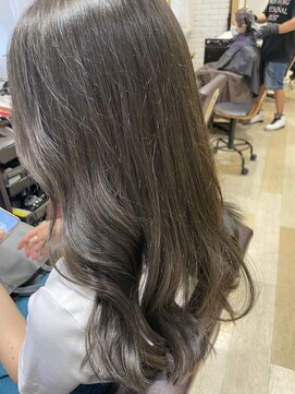 リソ 銀座(RISO) 【20代・30代】透明感抜群のグリーンアッシュカラー【RISO銀座】