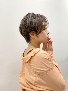 イヴォークオオサカ 心斎橋(EVOKE OSAKA) 抜け感チークバングショート