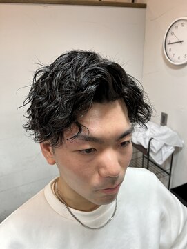 ディスイズバーバーセカンド(THIS IS BARBER 2nd) ツイストスパイラルパーマ　マッシュ　大通り