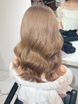 ランテルディ 渋谷(LANTERDIT)&nbsp;ブリーチ　Wカラー　くびれヘア　韓国風　ミルクティーベージュ