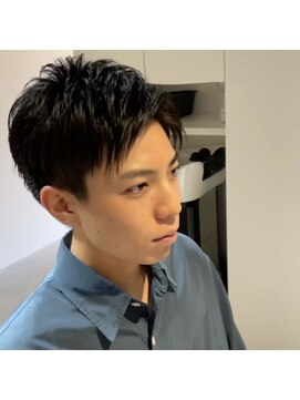 ガニメデ(GANYMEDE) 爽やかツーブロックアップバングショート（学生～社会人までOK）