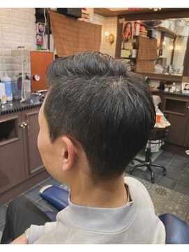 ルピナス 中田(Lupinus) 七三サイドパートスタイル