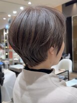 サヴォア(Savoir) 【大人女性におすすめ】丸みショート×ベージュカラー