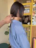 ヒントステーション(HINTSTATION)&nbsp;〈浅草 半個室〉ストレートボブ/カーキグレージュ