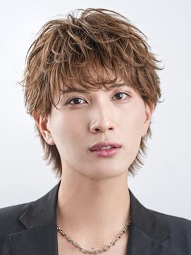 オーシャントーキョーオーバー 渋谷(OCEAN TOKYO OVER) 波巻きパーマメンズマッシュセンターパートスパイラルパーマ韓国