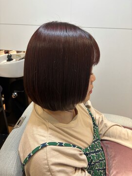 ピンクベージュカラー