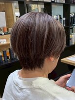 ジュイール(jouir)&nbsp;三鷹白髪ぼかしハイライトショートボブウルフショートカット韓国