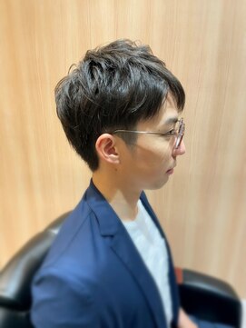 スカイ 大手町プレイス店 ニュアンスカール/2ブロック<理容室>