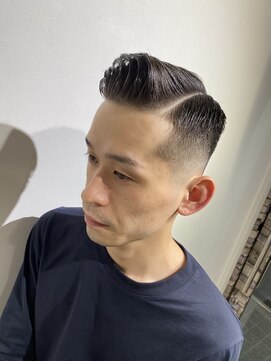 ドルクス 日本橋(Dorcus) 東京barber40代50代髪型日本橋フェードパートスタイル