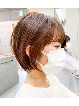 ミィ 浦和(mee) 【 mee. 】オオニシ　ボブ　ショート　前髪　イメチェン