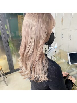 シェーン 仙台駅広瀬通店(schon) ハイトーン×ベージュ