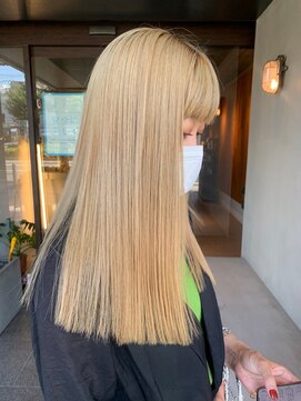 ロロネー(Lolonois) 【Lolonois野田阪神】ブランドベージュ（福崎真奈）