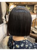 いつまでも触っていたくなる滑らかさ!地毛風ツヤさらボブ
