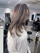 キング 梅田(K!ng)&nbsp;縮毛矯正髪質改善ハイライトレイヤーカット梅田美容室エクステ