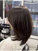 やわらかい髪質感◎大人ミディレイヤー