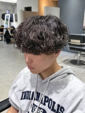 ハイプ(HYPE) フェザーパーマ/センターパート/シャドウパーマ/眉毛