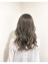 ヴィダ クリエイティブ ヘアーサロン(Vida creative hair salon) ハイトーングレージュ