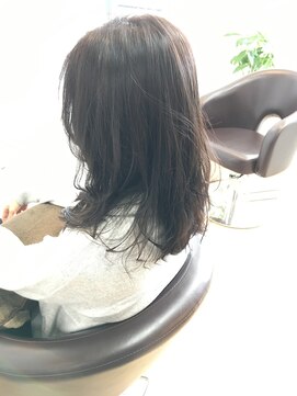 ラキ(laki) 抜けても綺麗☆黄色くならないベージュ