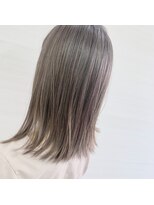 エル(elle.)&nbsp;透明感カラー