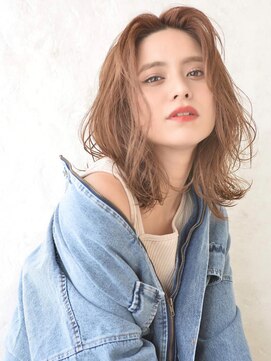 ケーツー心斎橋 クイーンズガーデン バイ ケーツー(K two QUEEN'S GARDEN by K two) センターパート外カジュボブ~front~/心斎橋&難波&なんば