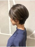大人のマッシュショート。