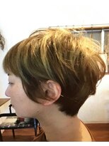 カミリー(Kamily)&nbsp;バレイヤージュ　ショート　ブリーチ　ハイライト