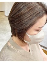 リコ ヘアアンドリラクゼーション 一宮店(LICO HAIR&RELAXATION) ナチュラルハイライトカラーのショートボブ