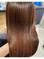 カミケンパセオ(kamiken.paseo)&nbsp;大人キレイ潤いなめらか美髪ツヤ髪ストレート【カミケンパセオ】