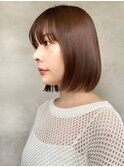フラットボブ×ブラウンベージュ#グレージュカラー#斜めバング