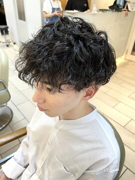 テトラ バイ ネオリーブ 横浜西口店(tetra by neolive) メンズパーマ 無造作スパイラルパーマ
