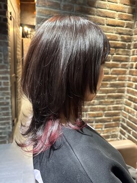 エデン(EDEN) ウルフカット/レイヤーカット/フェミニンウルフ/インナーカラー