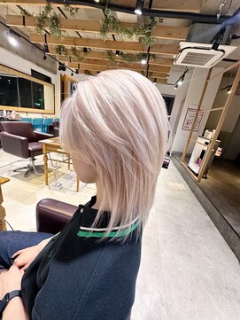 トゥルース 獨協大学前店(Hair&Make TRUTH) 艶ホワイト