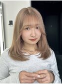 ミルクティーベージュ　ピンクベージュ　小顔カット　前髪