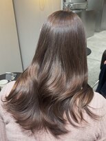 ケリーアン 太田(kelly.un)&nbsp;ミルクティーベージュ / アッシュベージュ / ベージュカラー