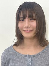 ヘアアンドネイル シーソー(Hair&Nail Seesaw) 白