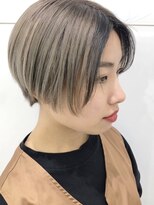 ブラウンズ(BROWNS)&nbsp;グレージュ×アクセントブラック