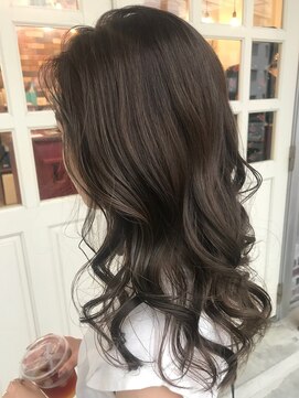 ヘアアンドメイクグラチア(HAIR and MAKE GRATIAE) 【暗髪】7トーンオリーブベージュ♪