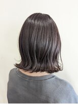 ウミト(Umito)&nbsp;外はね　大人ボブ　モーブグレージュ