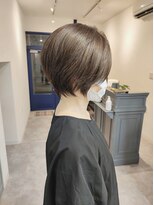 コヨミ(koyomi)&nbsp;ハイライトが活きるショートスタイル20代/30代/40代