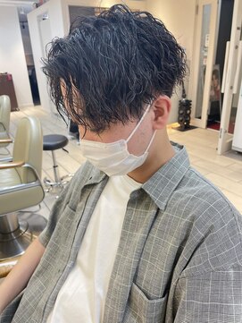 テトラ バイ ネオリーブ 横浜西口店(tetra by neolive) 横浜★縦落ちツイストスパイラル