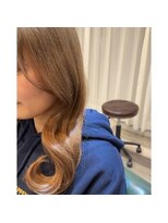 ランソ(RUNSO)&nbsp;ワンレンカット小顔巻き×ブリーチオンミルクティベージュ